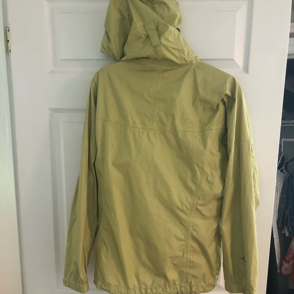 MARMOT lightweight lime kiwi PRECIP Jacket medium - Picture 12 of 16